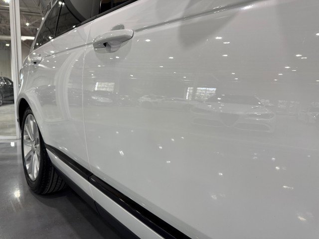 Used 2018 Land Rover Range Rover image 20