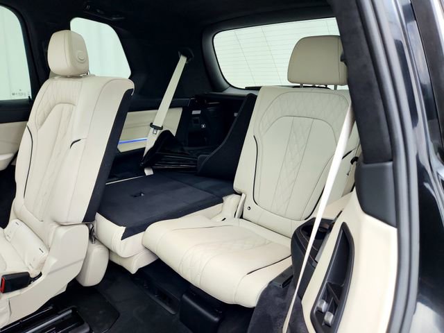Used 2023 BMW X7 xDrive40i w/ M Sport Package image 27
