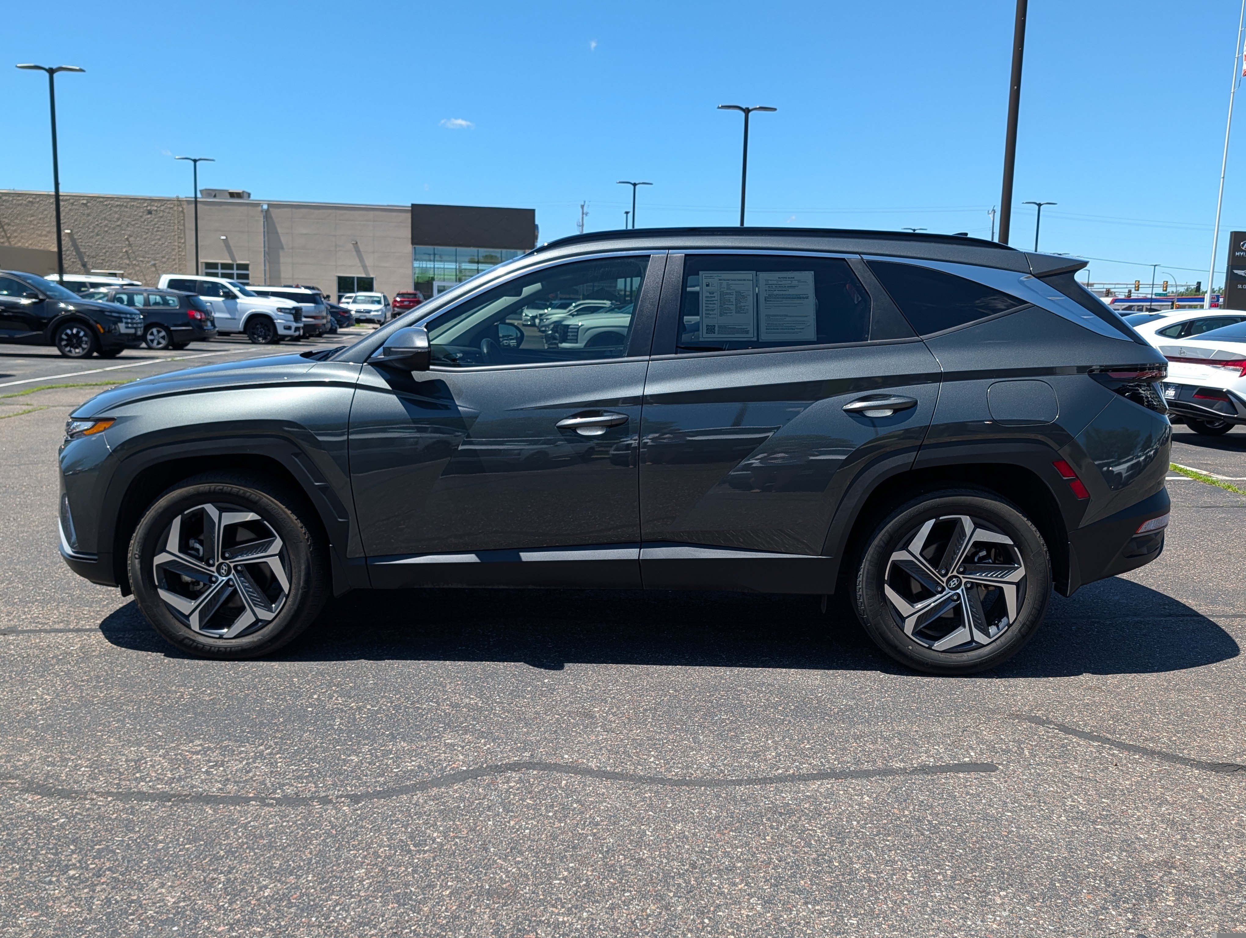 Certified 2024 Hyundai Tucson SEL AWD/4WD image 2