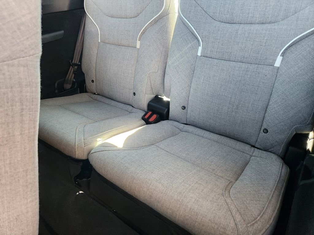 Used 2025 Volvo EX90 Ultra AWD/4WD image 19