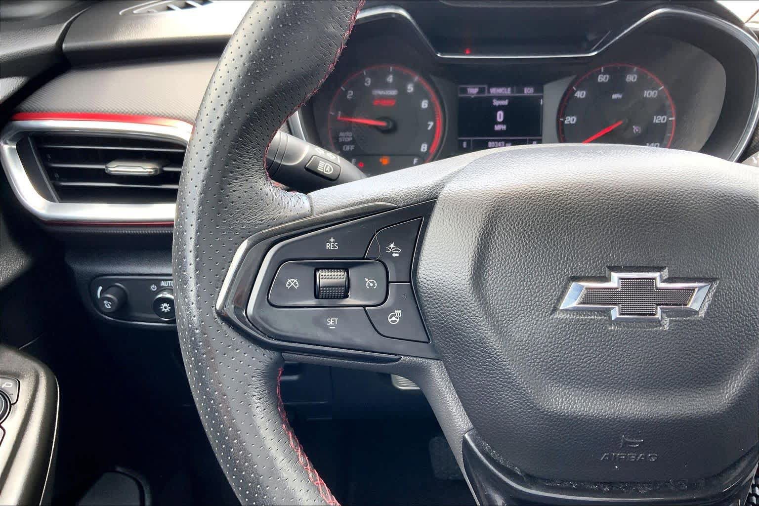 Used 2022 Chevrolet TrailBlazer RS FWD image 23