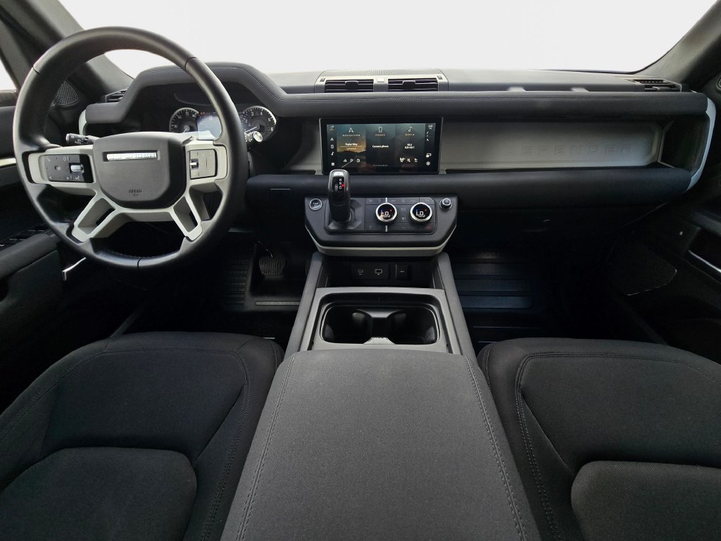 Used 2023 Land Rover Defender 110 AWD/4WD image 10