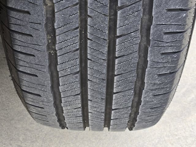Used 2024 Ford Expedition Limited AWD/4WD image 12