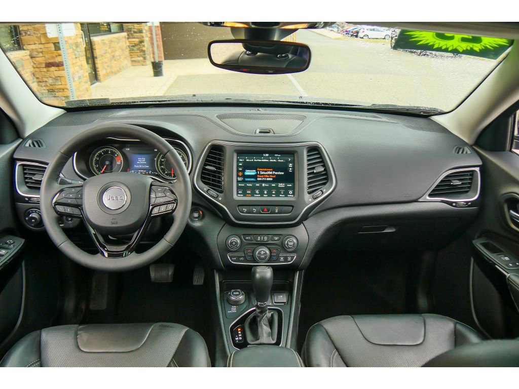 Used 2023 Jeep Cherokee Altitude Lux w/ Lux Elite Package image 13