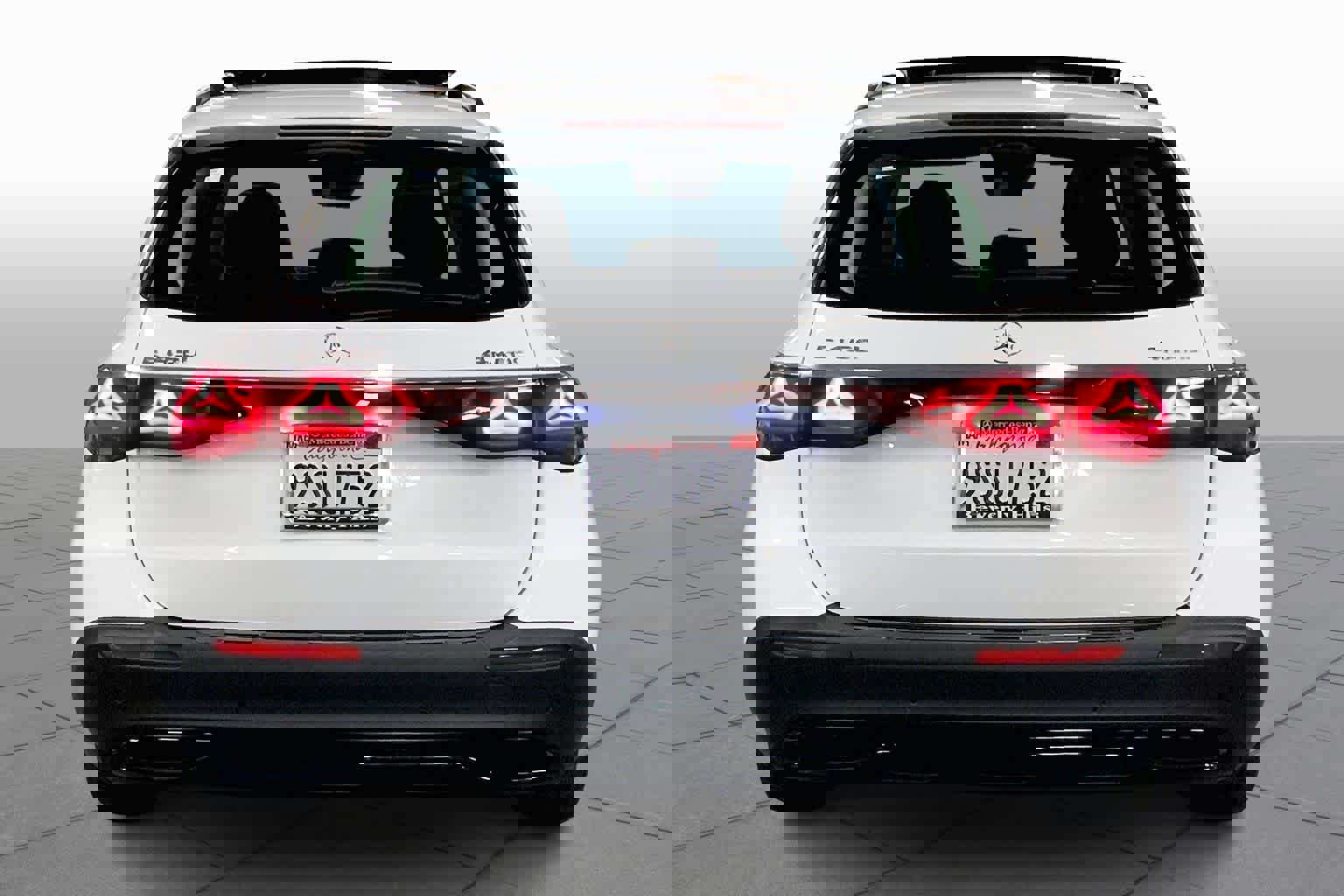 Used 2025 Mercedes-Benz E 450 4MATIC All-Terrain Wagon image 4