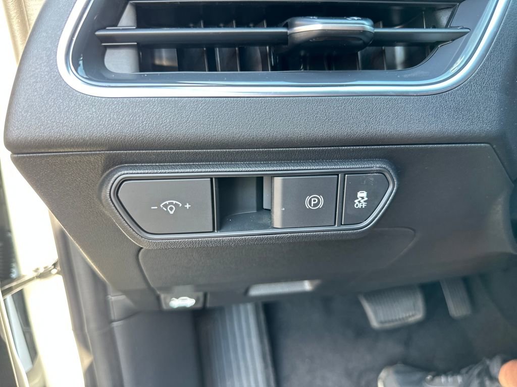 New 2025 Kia K4 GT-Line image 13