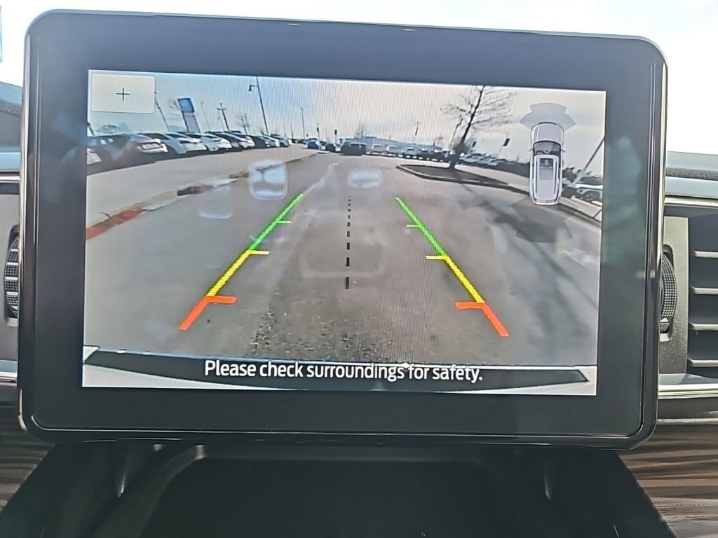 Used 2023 Ford Explorer Limited image 23