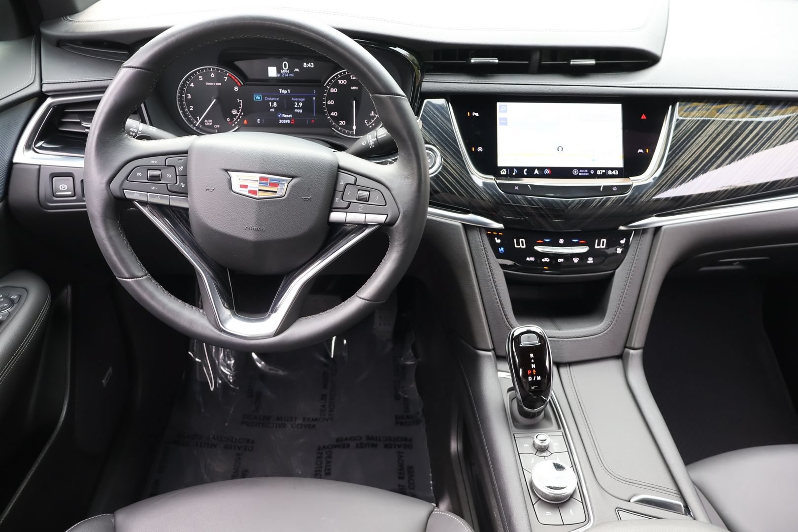 Certified 2024 Cadillac XT6 Premium Luxury FWD image 15