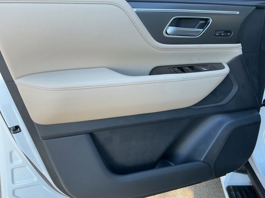 New 2026 INFINITI QX80 Pure w/ Cargo Package image 22