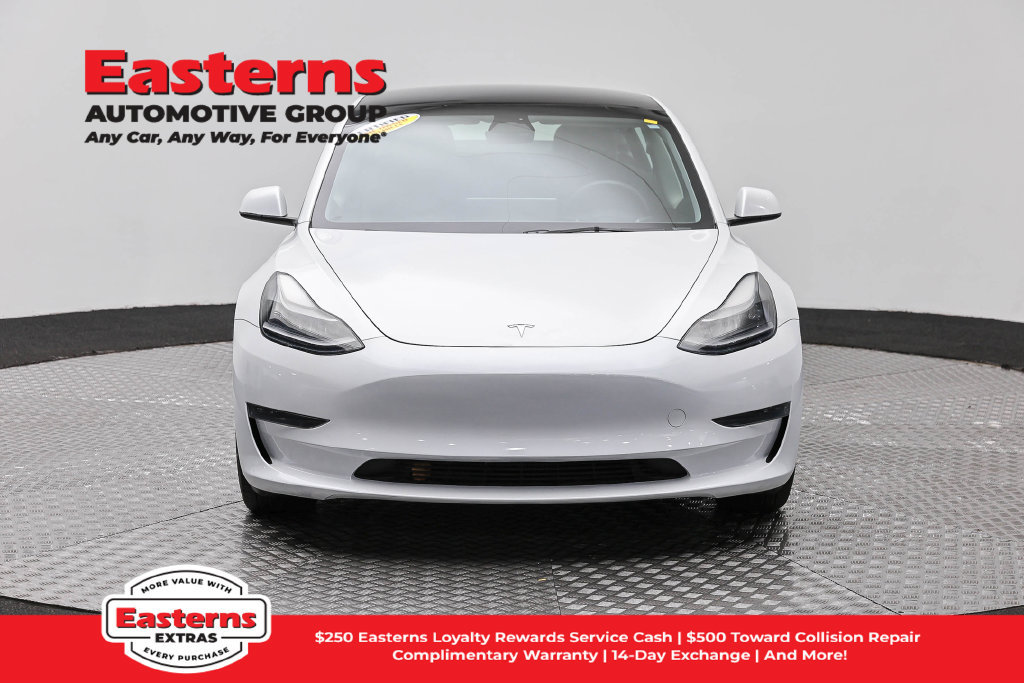 Used 2023 Tesla Model 3 Standard Range RWD image 3