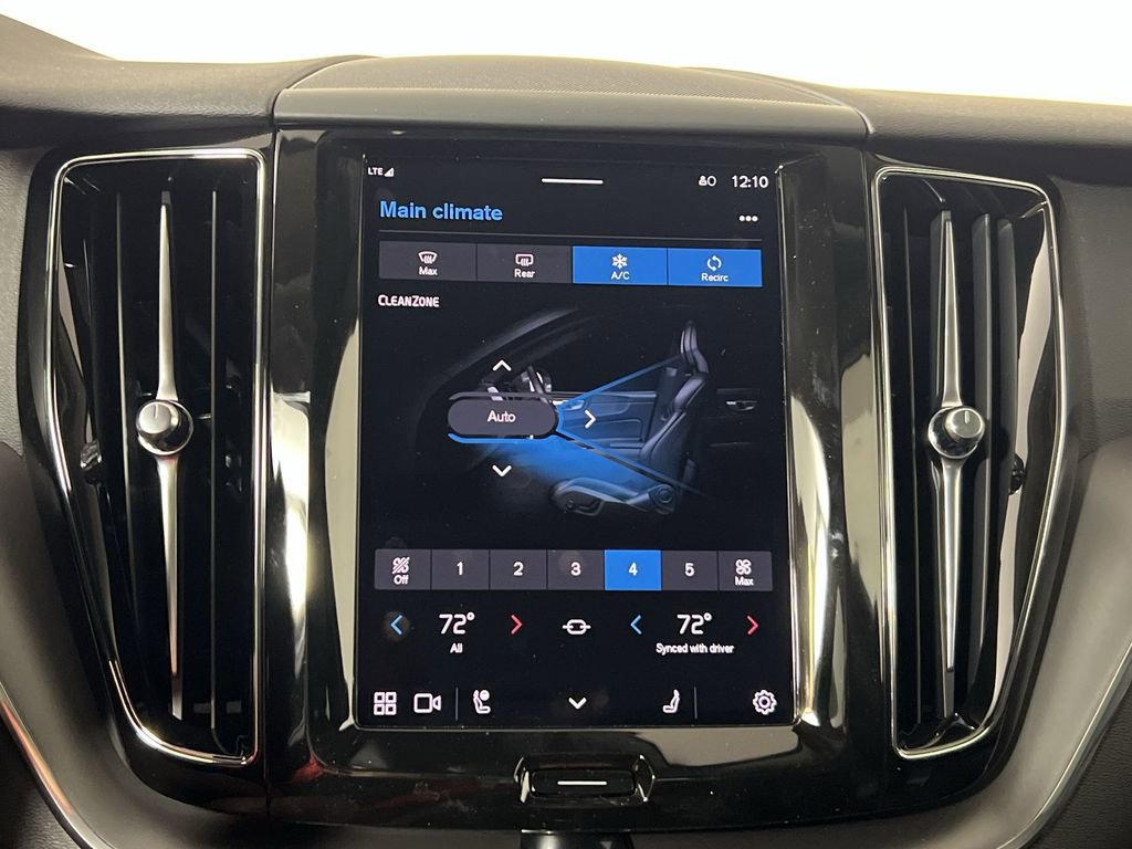 Certified 2025 Volvo XC60 B5 Core w/ Climate Package image 19