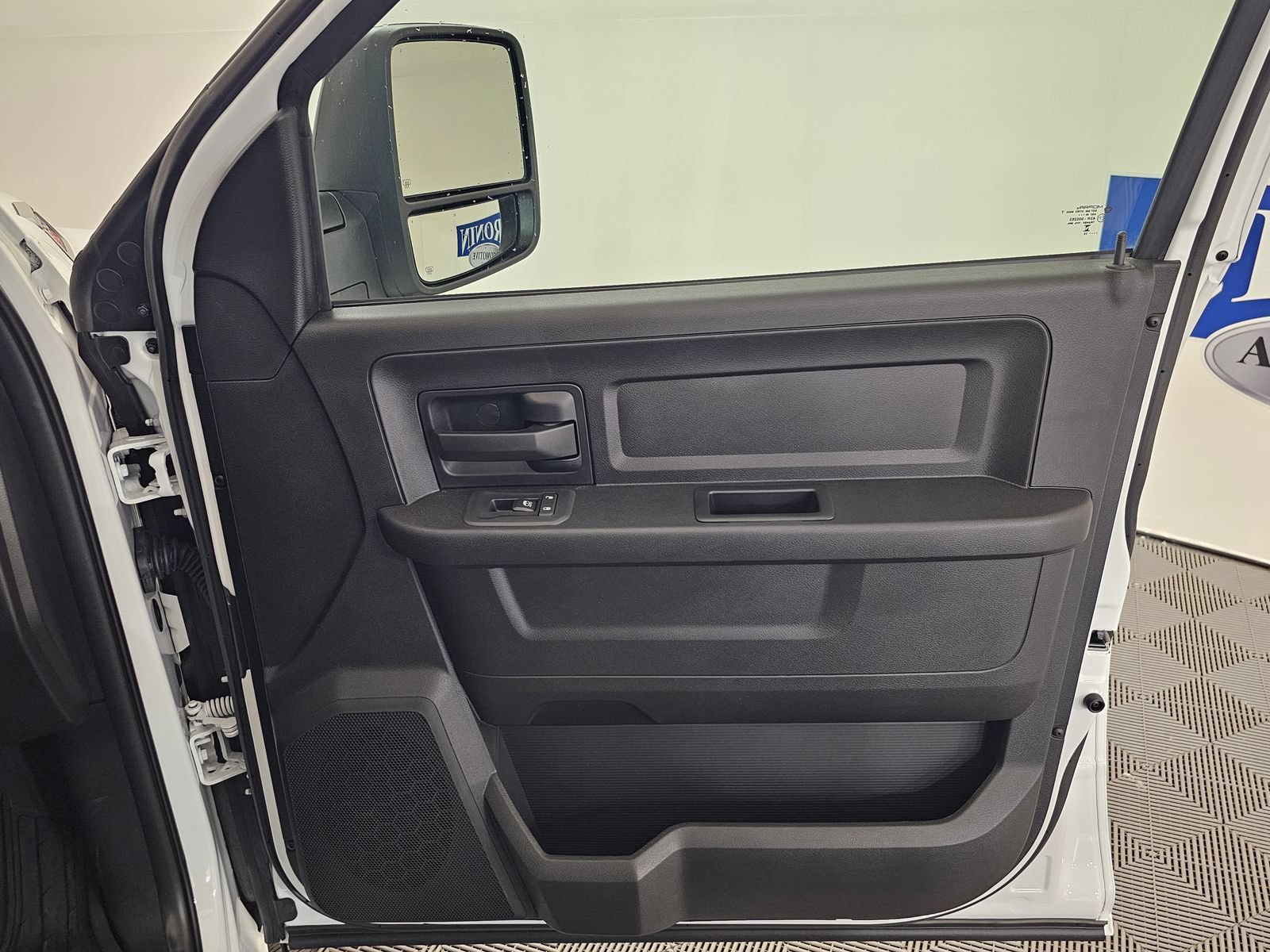 New 2026 RAM 3500 Tradesman AWD/4WD image 30