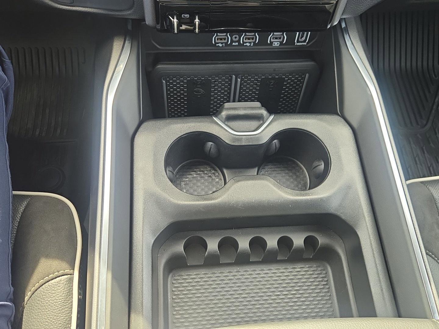 Used 2026 RAM 1500 Laramie image 30