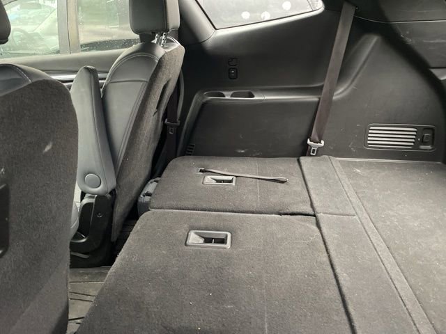 Used 2023 Buick Enclave Essence FWD image 4
