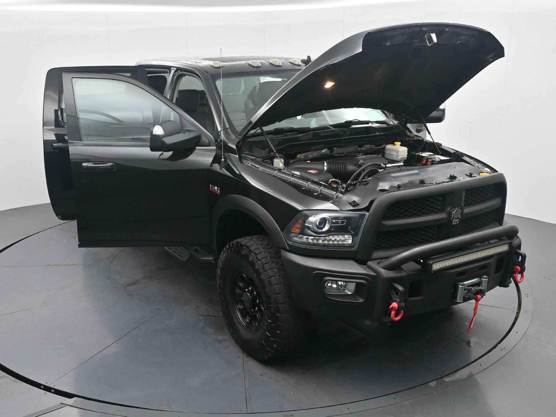Used 2016 RAM 2500 Power Wagon w/ Luxury Group AWD/4WD image 37