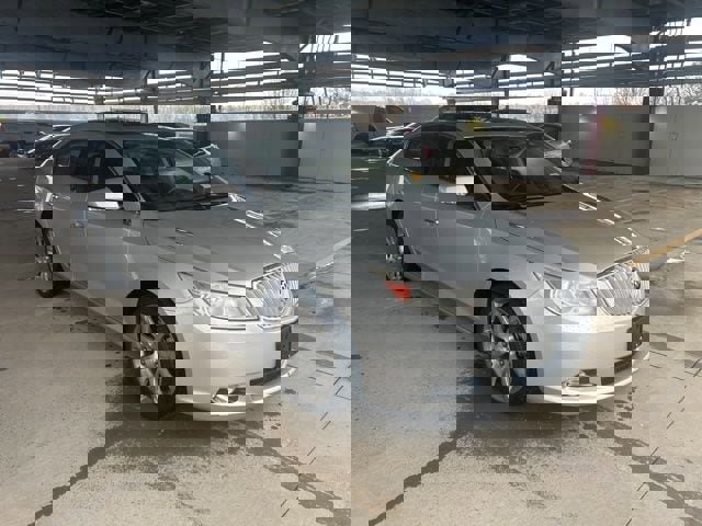 Used 2012 Buick LaCrosse Touring image 7