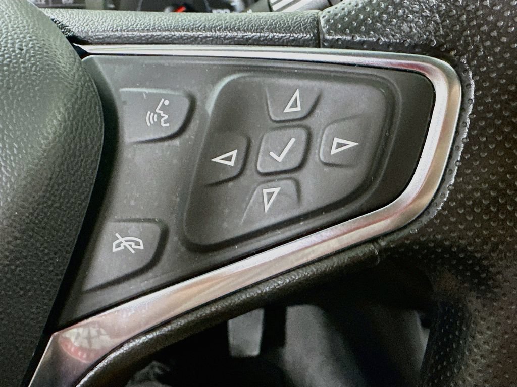 Used 2025 Chevrolet Malibu LT FWD image 23