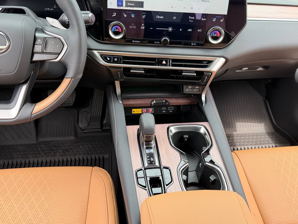 New 2026 Lexus RX 350 w/ Convenience Package AWD/4WD image 10