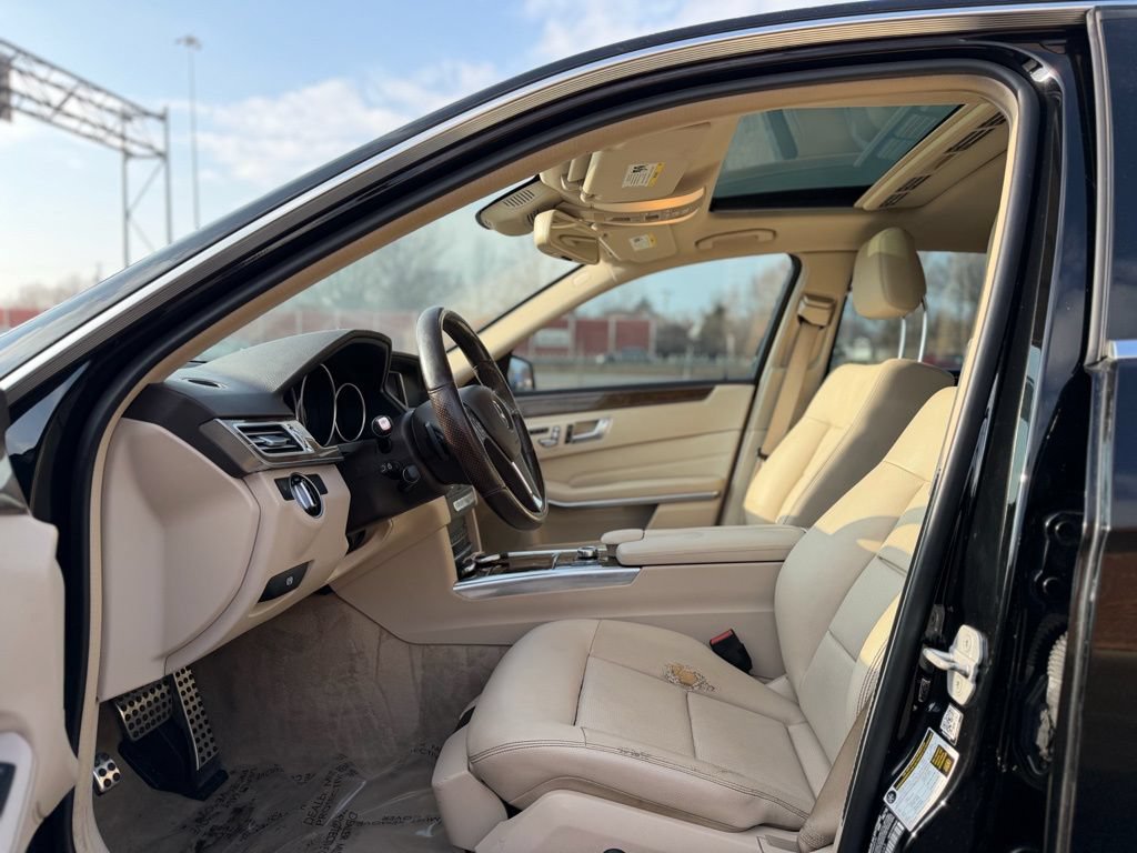 Used 2016 Mercedes-Benz E 350 4MATIC Sedan image 17