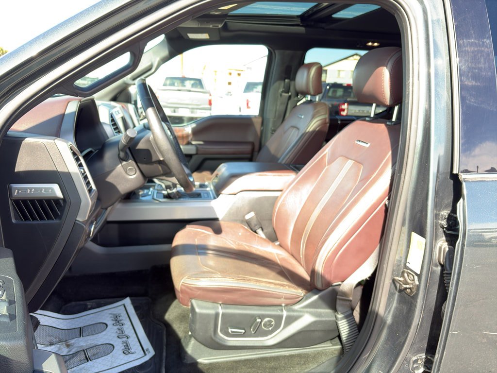 Used 2015 Ford F150 Platinum w/ Equipment Group 701A Luxury image 19