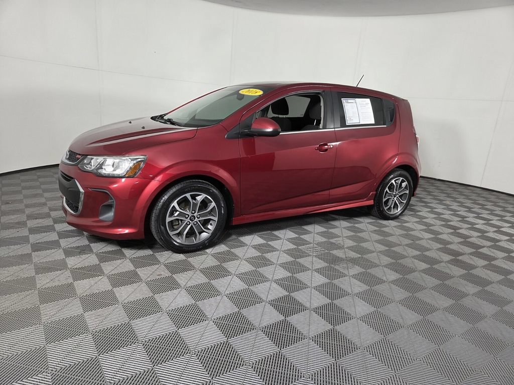 Used 2018 Chevrolet Sonic LT w/ Convenience Package FWD image 11