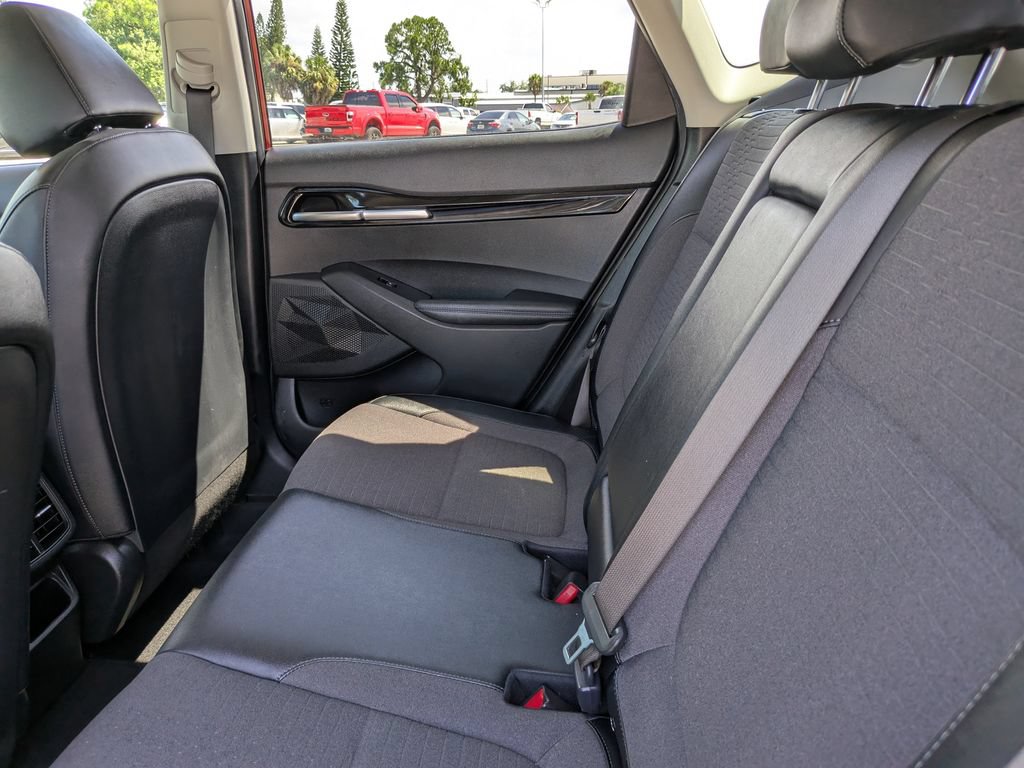 Used 2023 Kia Seltos S FWD image 19