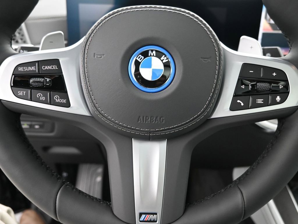 New 2026 BMW X5 xDrive50e w/ M Sport Package AWD/4WD image 20
