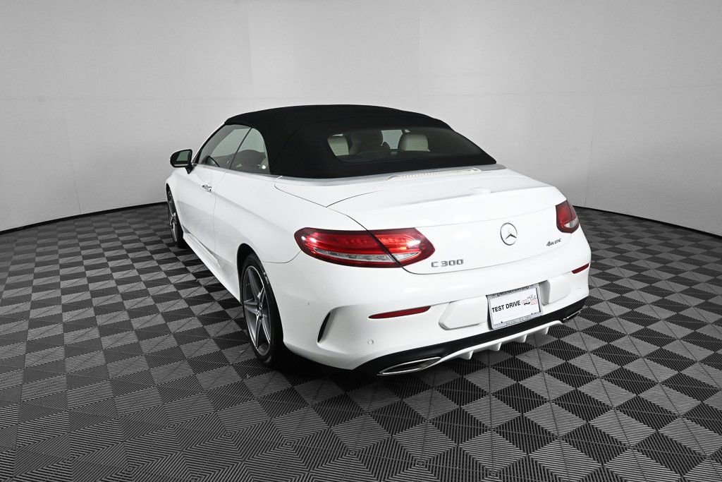 Used 2017 Mercedes-Benz C 300 4MATIC Cabriolet image 4
