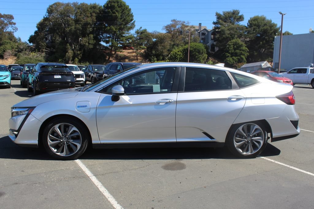 Used 2021 Honda Clarity Plug-In Hybrid image 2