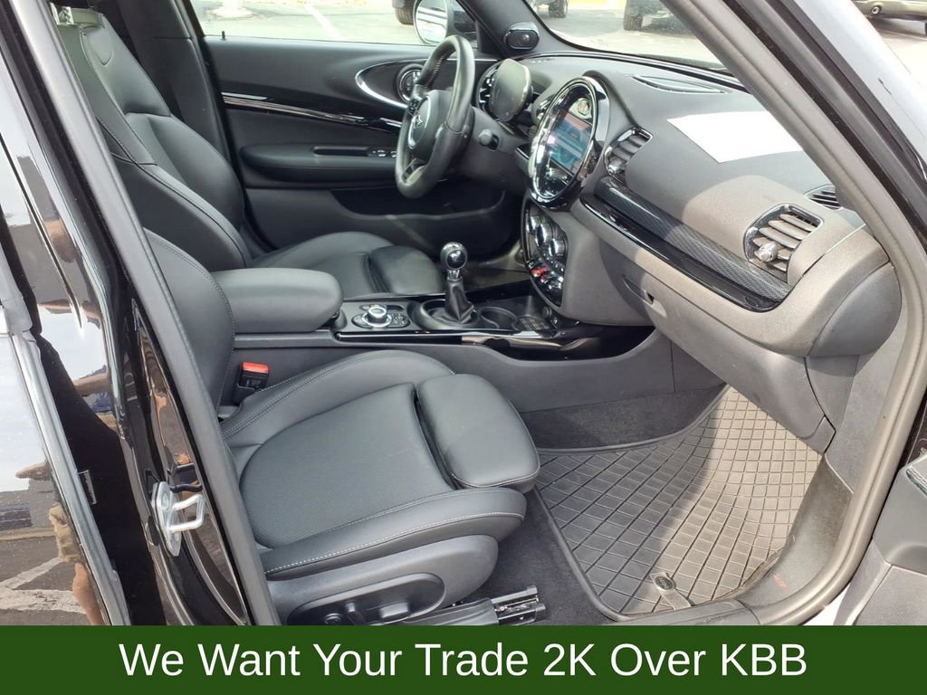 Used 2022 MINI Cooper Clubman S w/ Premium Package image 27
