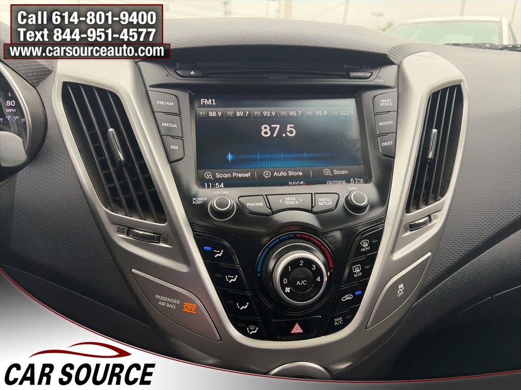Used 2013 Hyundai Veloster w/ Tech Pkg FWD image 15