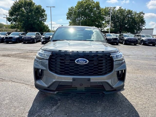 New 2025 Ford Explorer ST-Line w/ Premium Package image 3