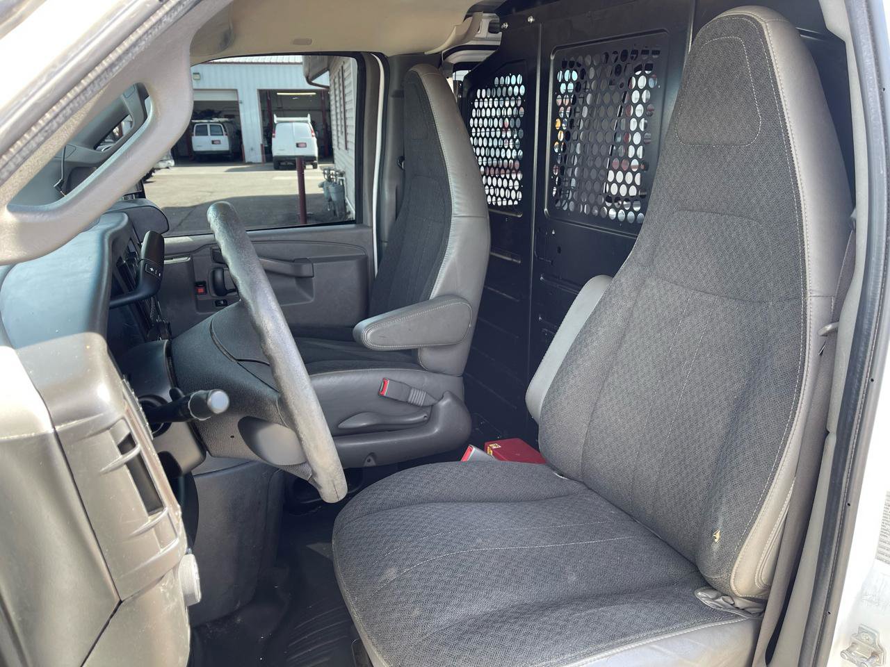 Used 2020 GMC Savana 2500 w/ Driver Convenience Package image 19