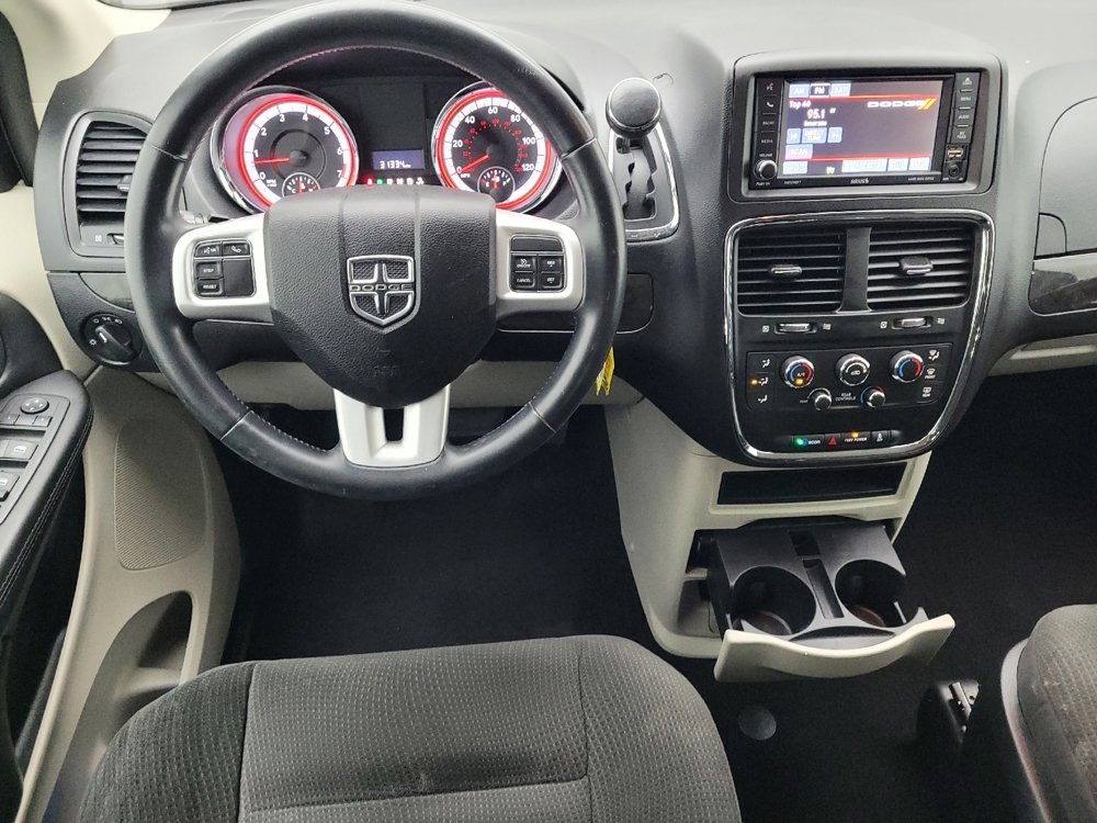 Used 2017 Dodge Grand Caravan SE w/ Power Window Group FWD image 22