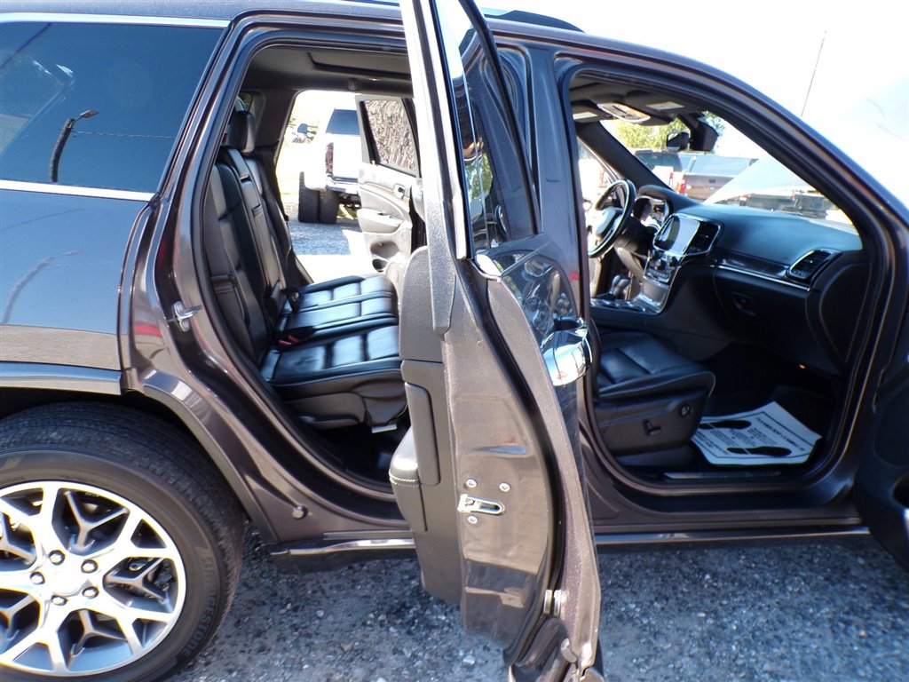 Used 2021 Jeep Grand Cherokee Overland image 4