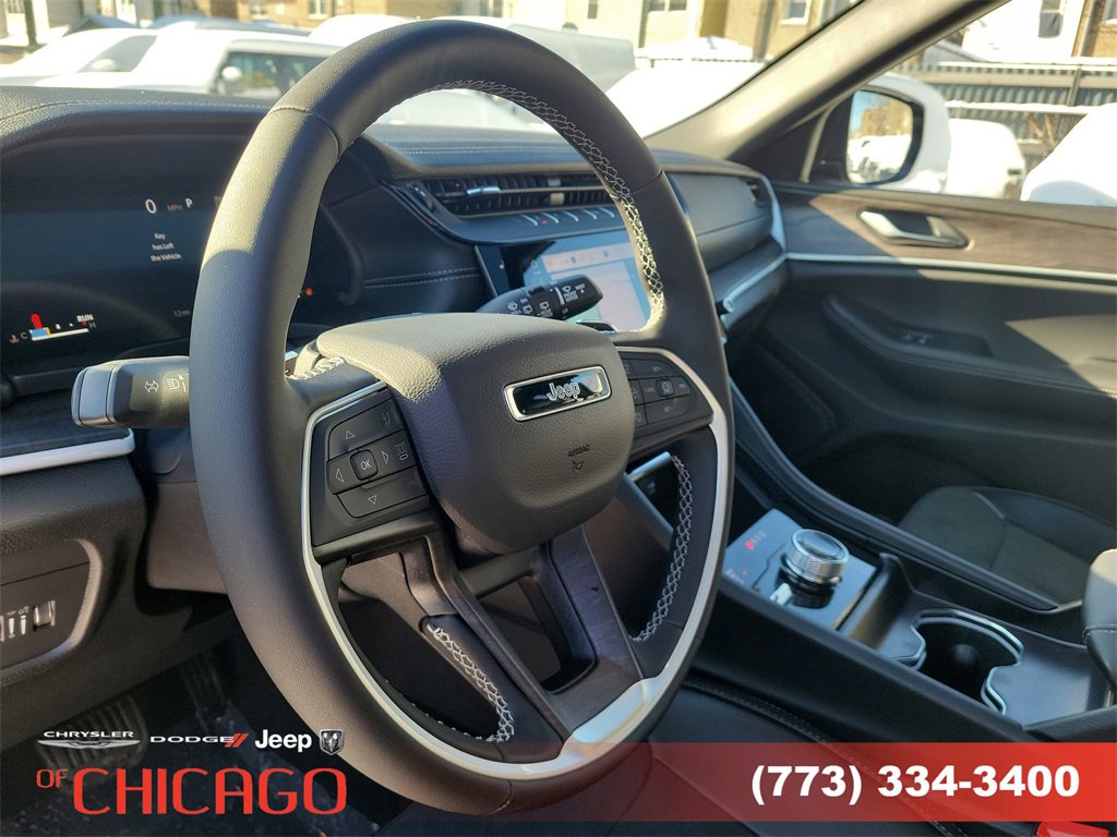 New 2026 Jeep Grand Cherokee Laredo image 18