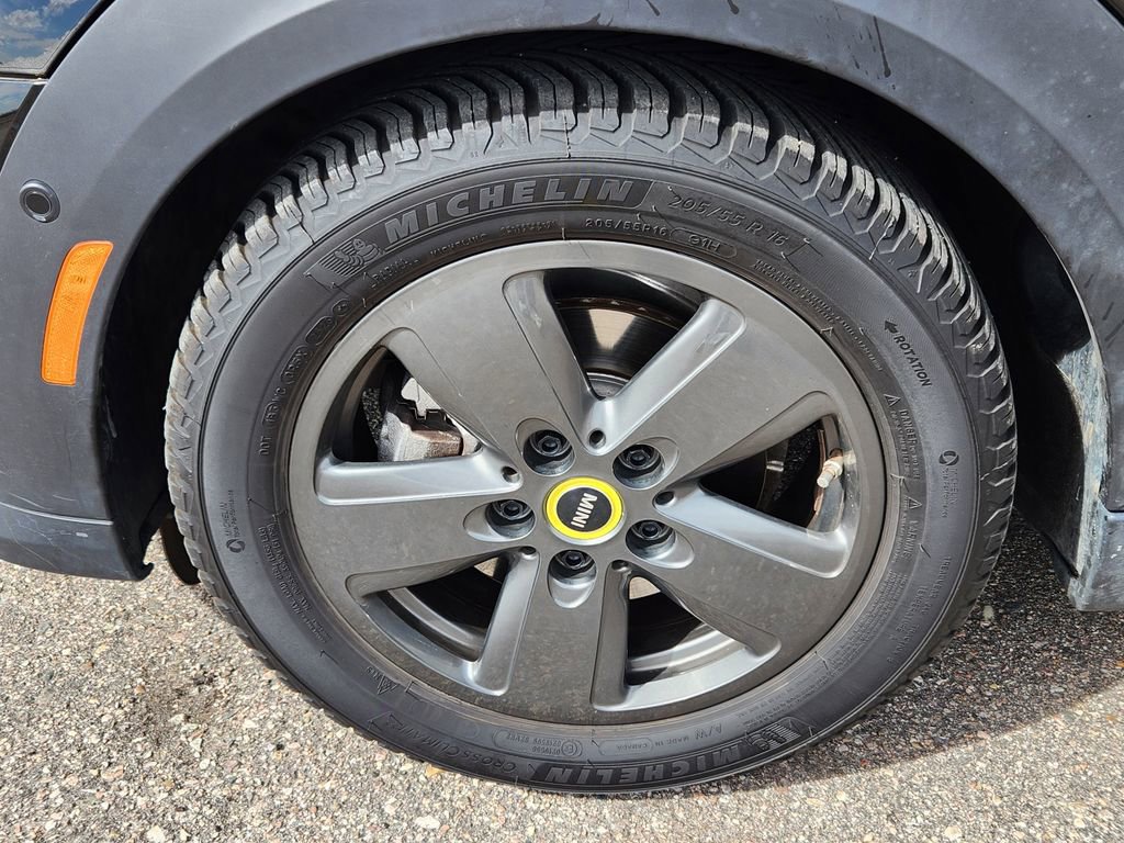 Used 2022 MINI Cooper SE image 17