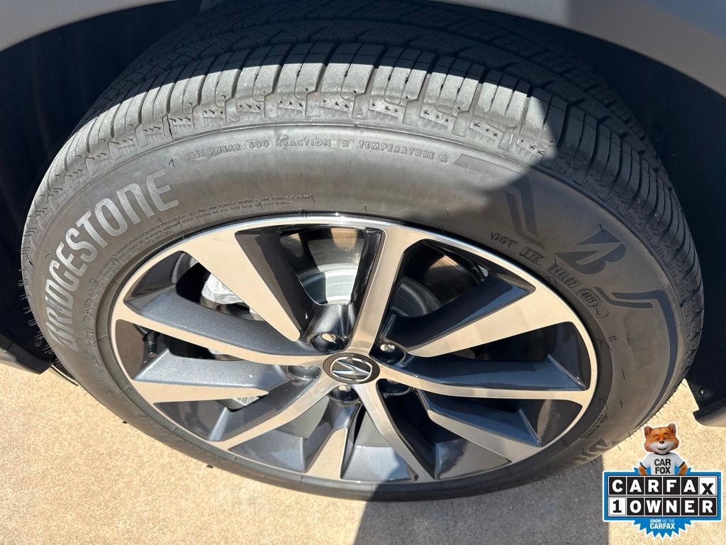 Certified 2026 Acura MDX w/ Technology Package FWD image 35