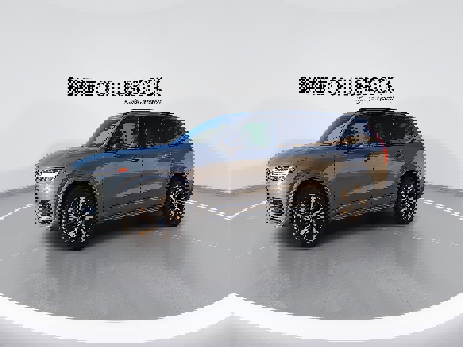 Used 2020 Volvo XC90 T6 R-Design image 5