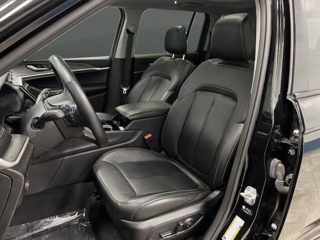 Certified 2022 Jeep Grand Cherokee Limited image 4