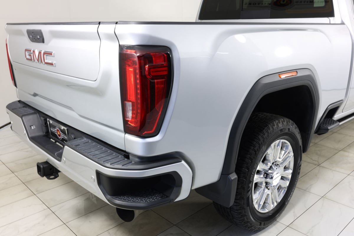 Used 2022 GMC Sierra 2500 Denali w/ Denali Ultimate Package AWD/4WD image 44