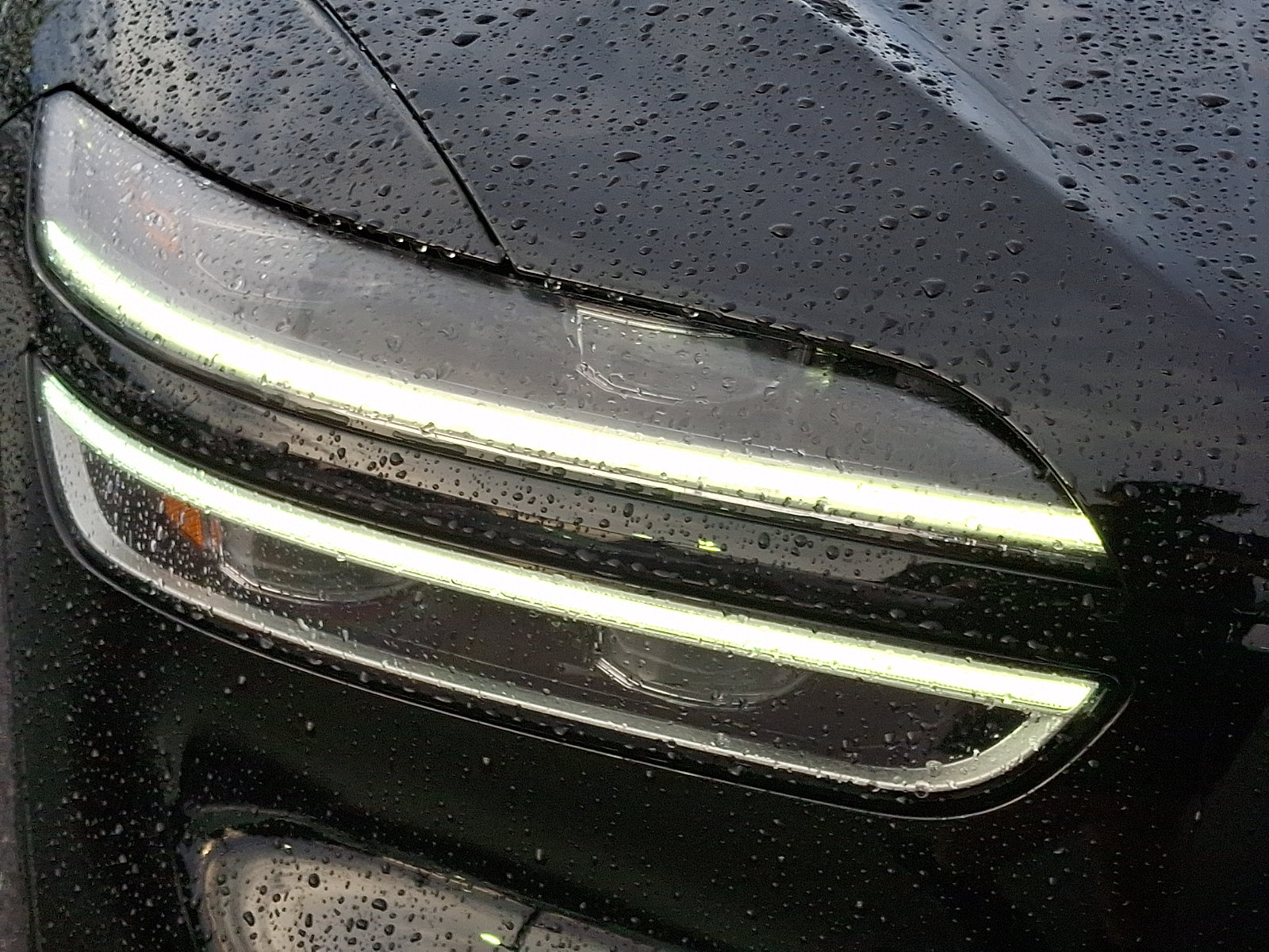 Certified 2024 Genesis GV70 2.5T w/ Advanced Package AWD/4WD image 9