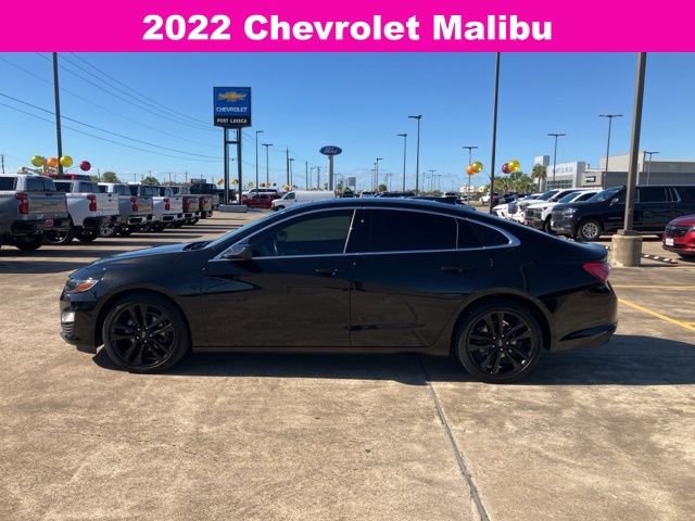 Used 2022 Chevrolet Malibu LT w/ Leather Package image 4
