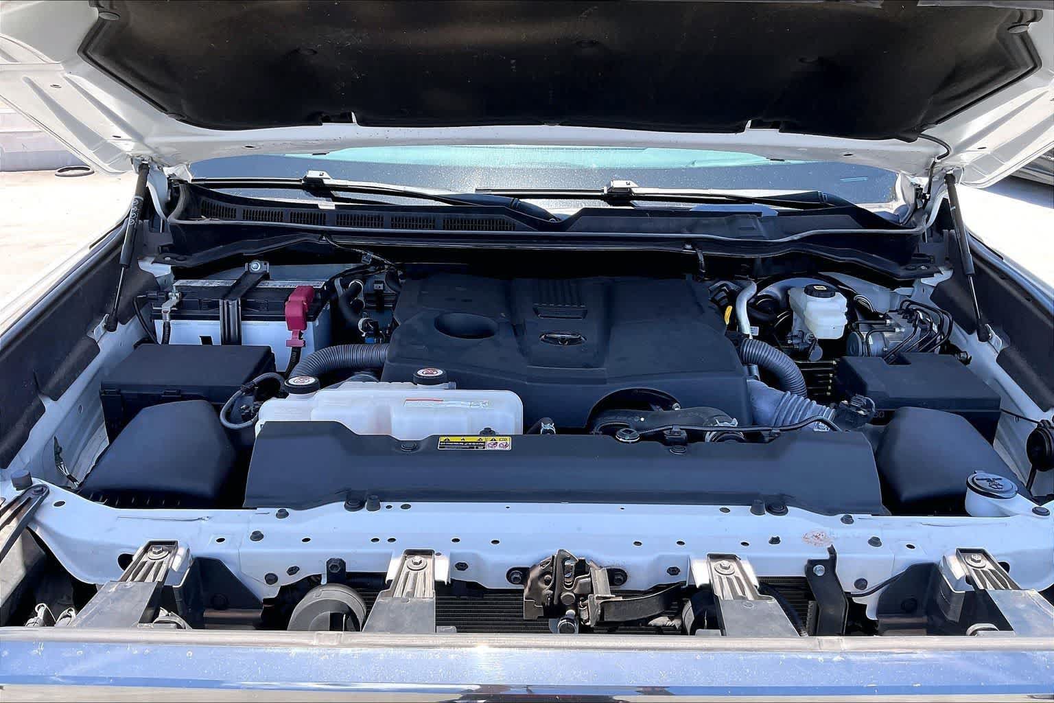 Used 2022 Toyota Tundra Platinum RWD image 9