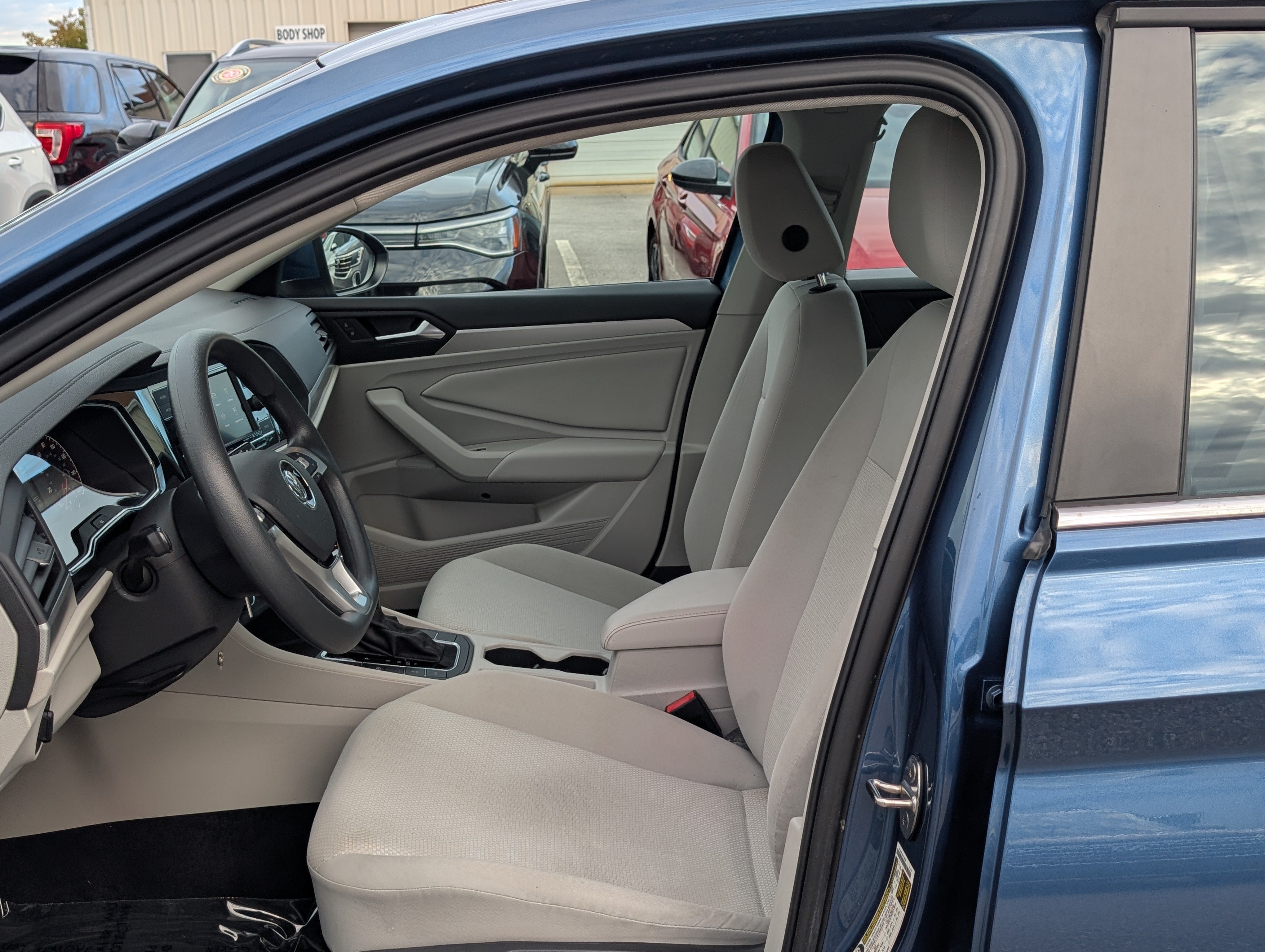 Used 2020 Volkswagen Jetta S FWD image 15