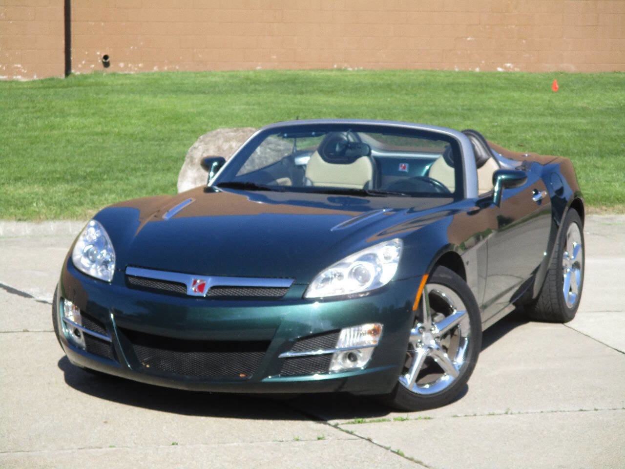 Used 2008 Saturn Sky w/ Premium Trim Package RWD image 62