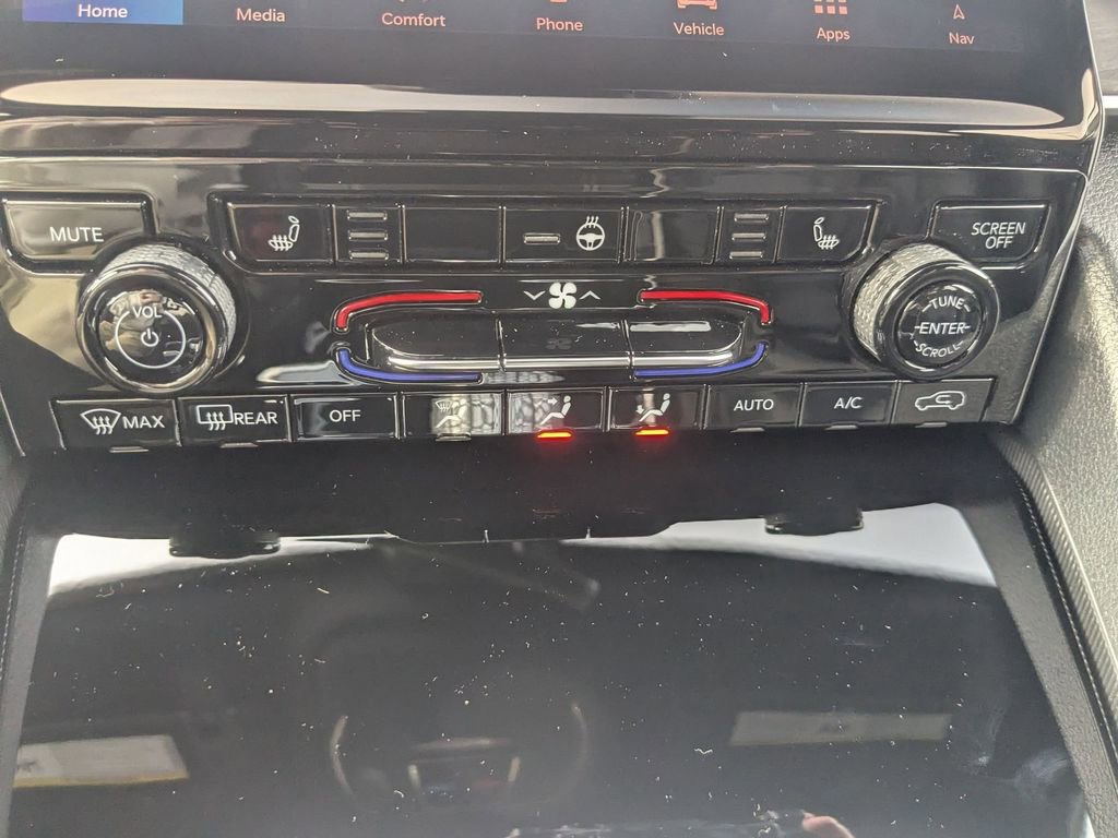 New 2025 Jeep Grand Cherokee L Limited w/ Trailer Tow Package image 24