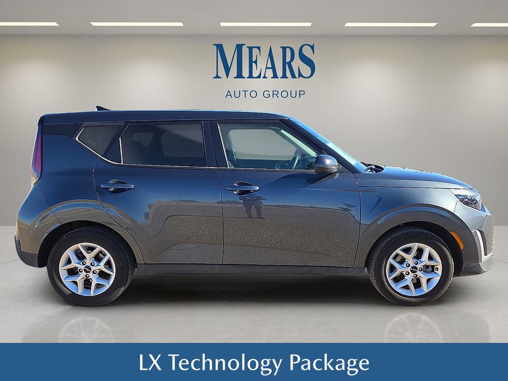 Used 2024 Kia Soul LX w/ Option Group 015 image 7