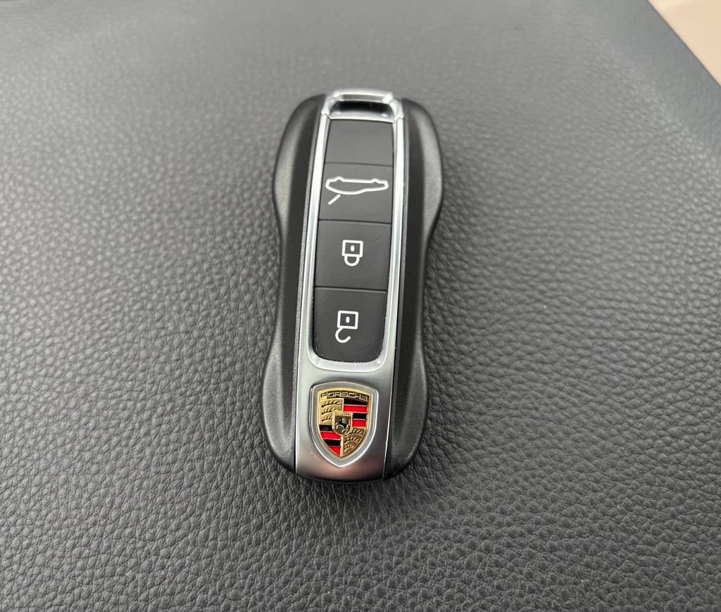 Certified 2025 Porsche Panamera 4 AWD/4WD image 35