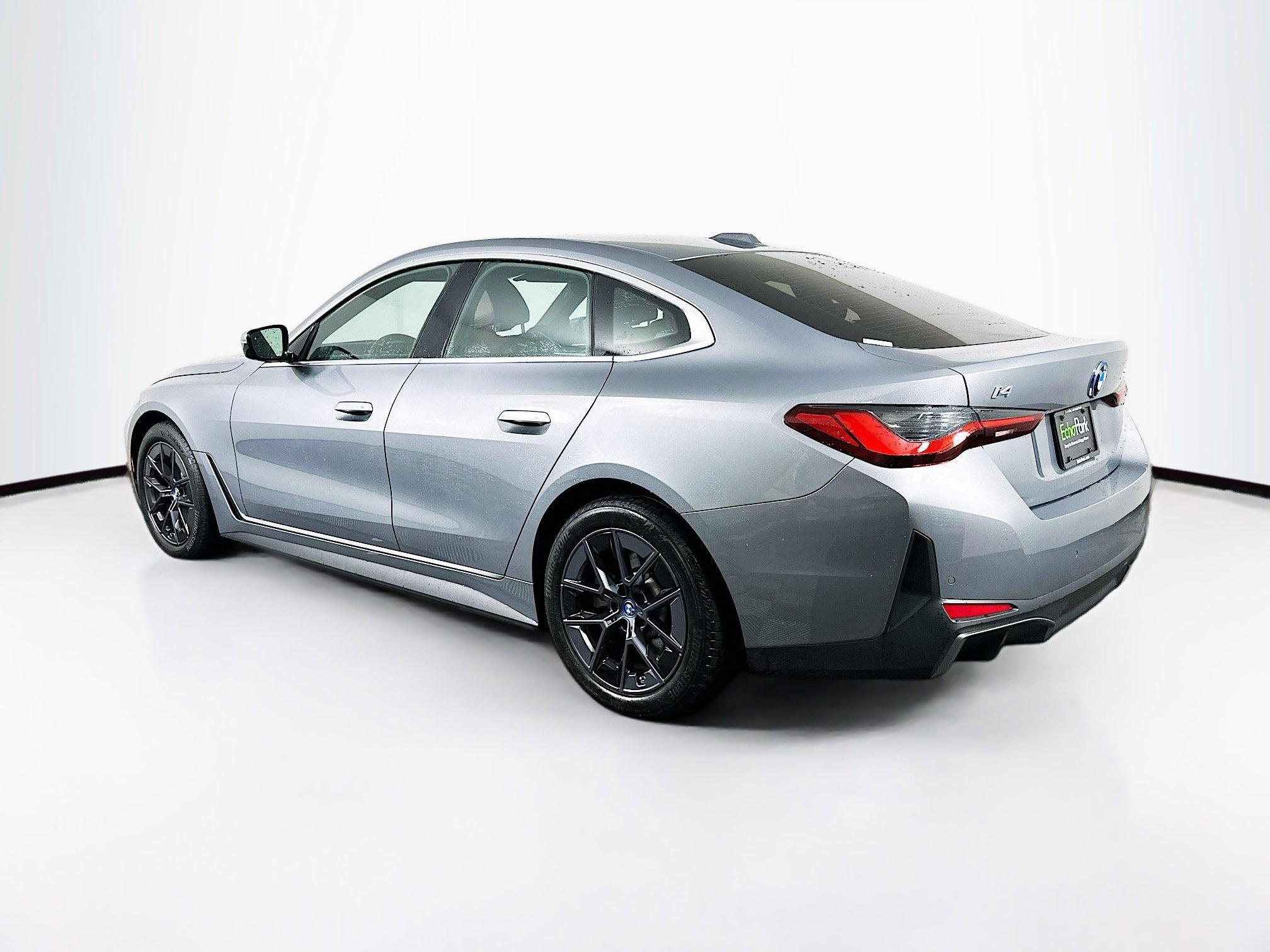 Used 2023 BMW i4 eDrive35 w/ Premium Package image 5